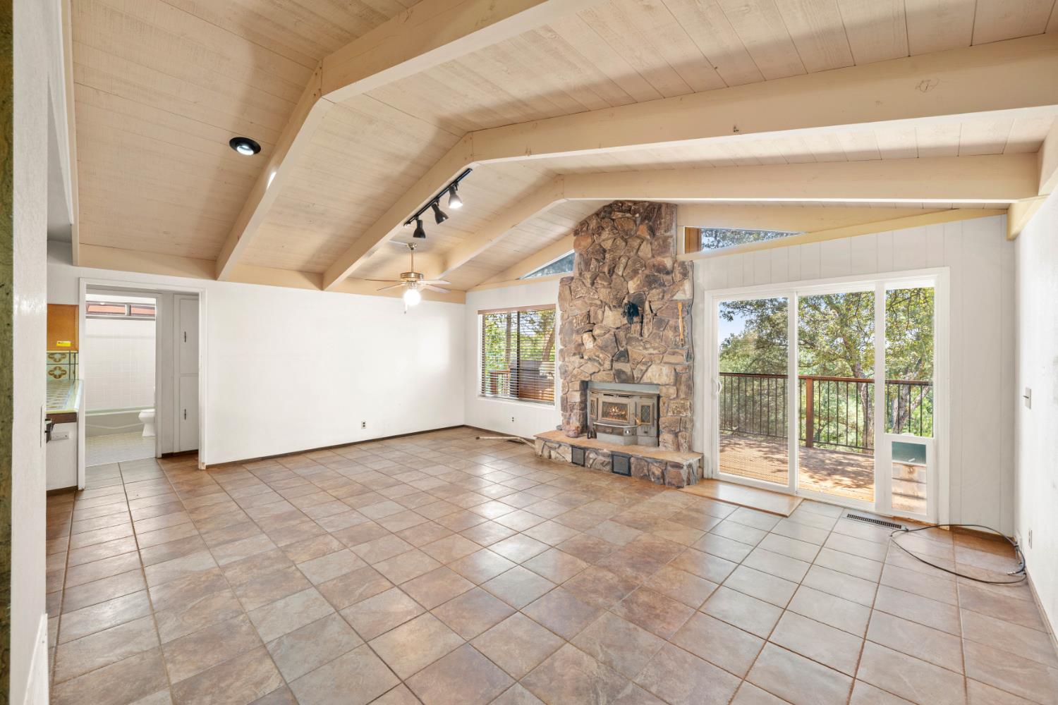 24769 Ridge Top Court Auburn, CA 95602 - Photo 12 of 52
