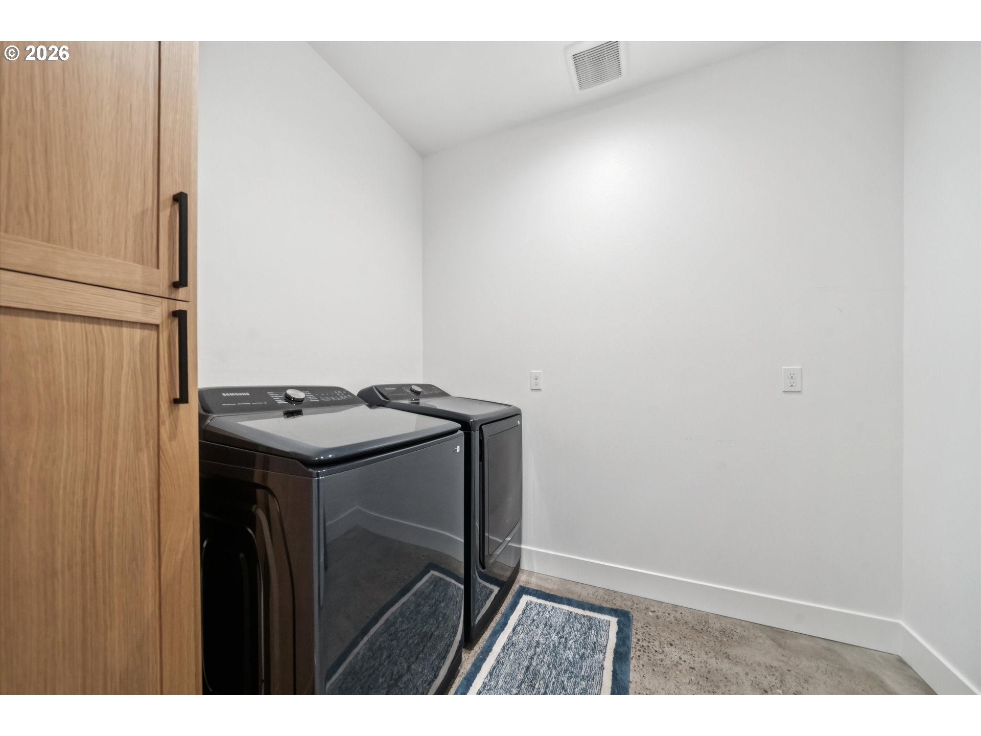 43815 Southeast Herrick Road Sandy, OR 97055 - Photo 16 of 35 a utility room with dryer and washer