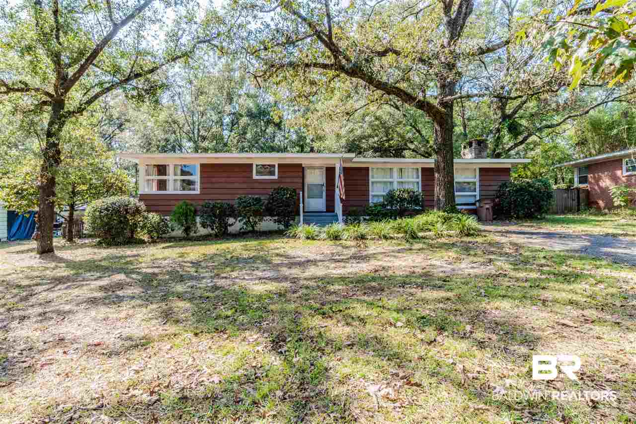 407 Thornton Place Mobile, AL 36609 - Photo 1 of 25