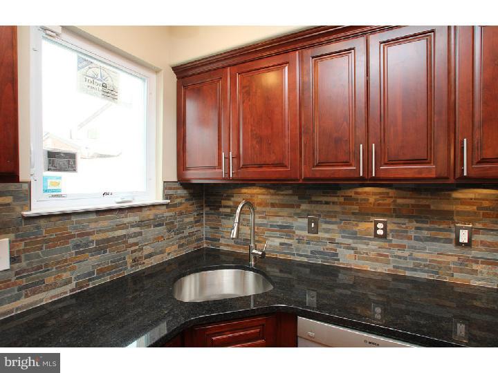 428 Tasker Street Philadelphia, PA 19148 - Photo 3 of 20 Gallery Image 3