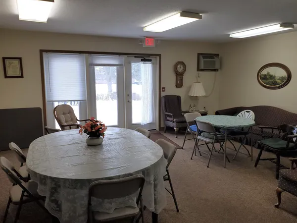 $805 | 1003 Scotts Avenue, Unit 101, Morris, MN 56267