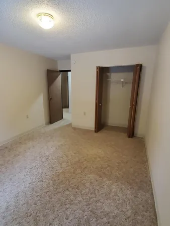 $805 | 1003 Scotts Avenue, Unit 101, Morris, MN 56267
