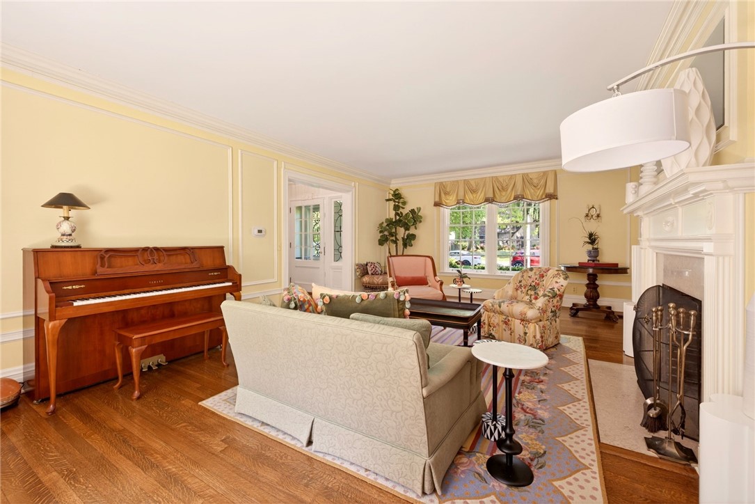 109 Sandringham Road Brighton, NY 14610 - Photo 10 of 50