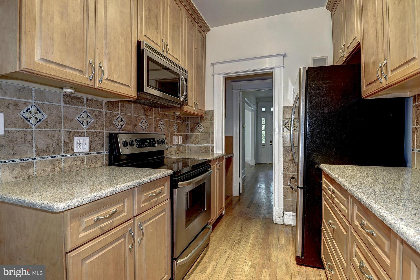 3935 Military Road Northwest Washington, DC 20015 - Photo 14 of 30 Kitchen