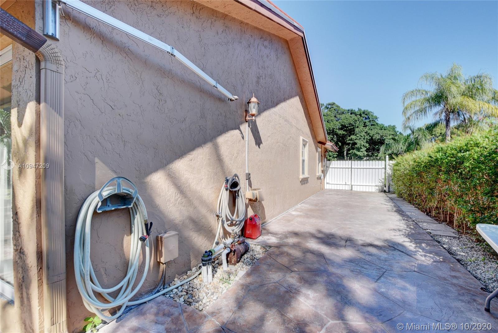 7210 Northwest 4th Avenue Boca Raton, FL 33487 - Photo 37 of 63