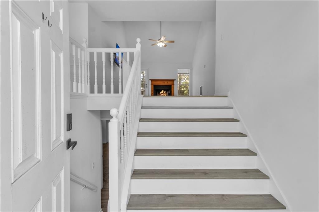 3985 Countryside Way Southwest Snellville, GA 30039 - Photo 2 of 40 a view of entryway
