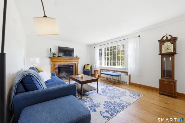 $450,000 | 155 Buttonball Lane, Glastonbury, CT 06033