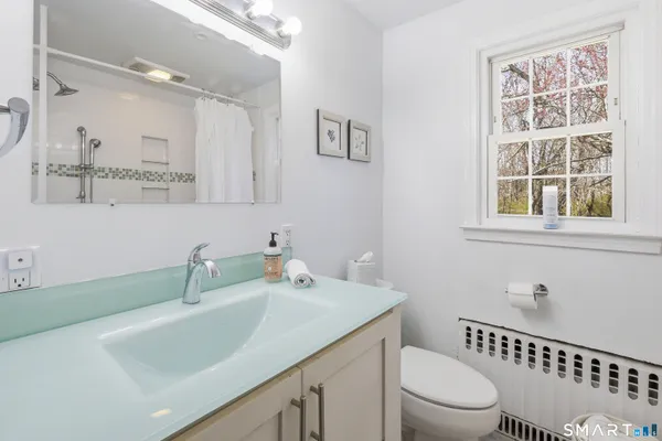 $450,000 | 155 Buttonball Lane, Glastonbury, CT 06033