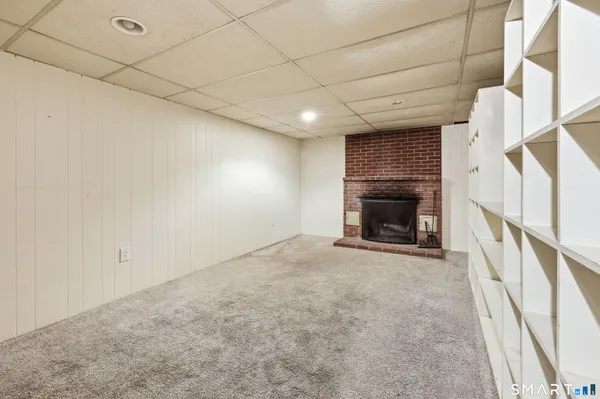 $450,000 | 155 Buttonball Lane, Glastonbury, CT 06033