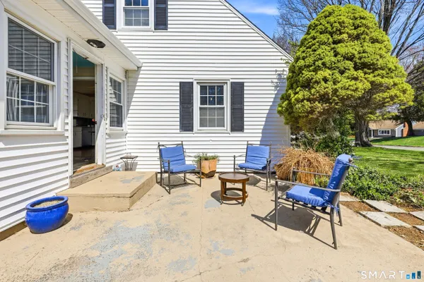 $450,000 | 155 Buttonball Lane, Glastonbury, CT 06033