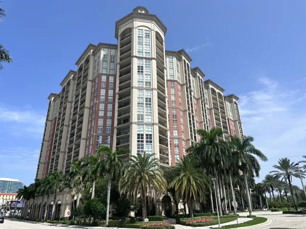 $3,800 | 550 Okeechobee Boulevard, Unit 406, West Palm Beach, FL 33401
