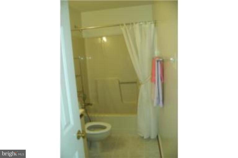 10615 Harding Road Laurel, MD 20723 - Photo 7 of 10 Bath #2
