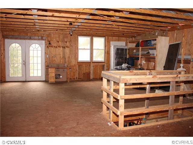 6906 Vaughan Road Petersburg, VA 23805 - Photo 8 of 19 Gallery Image 8