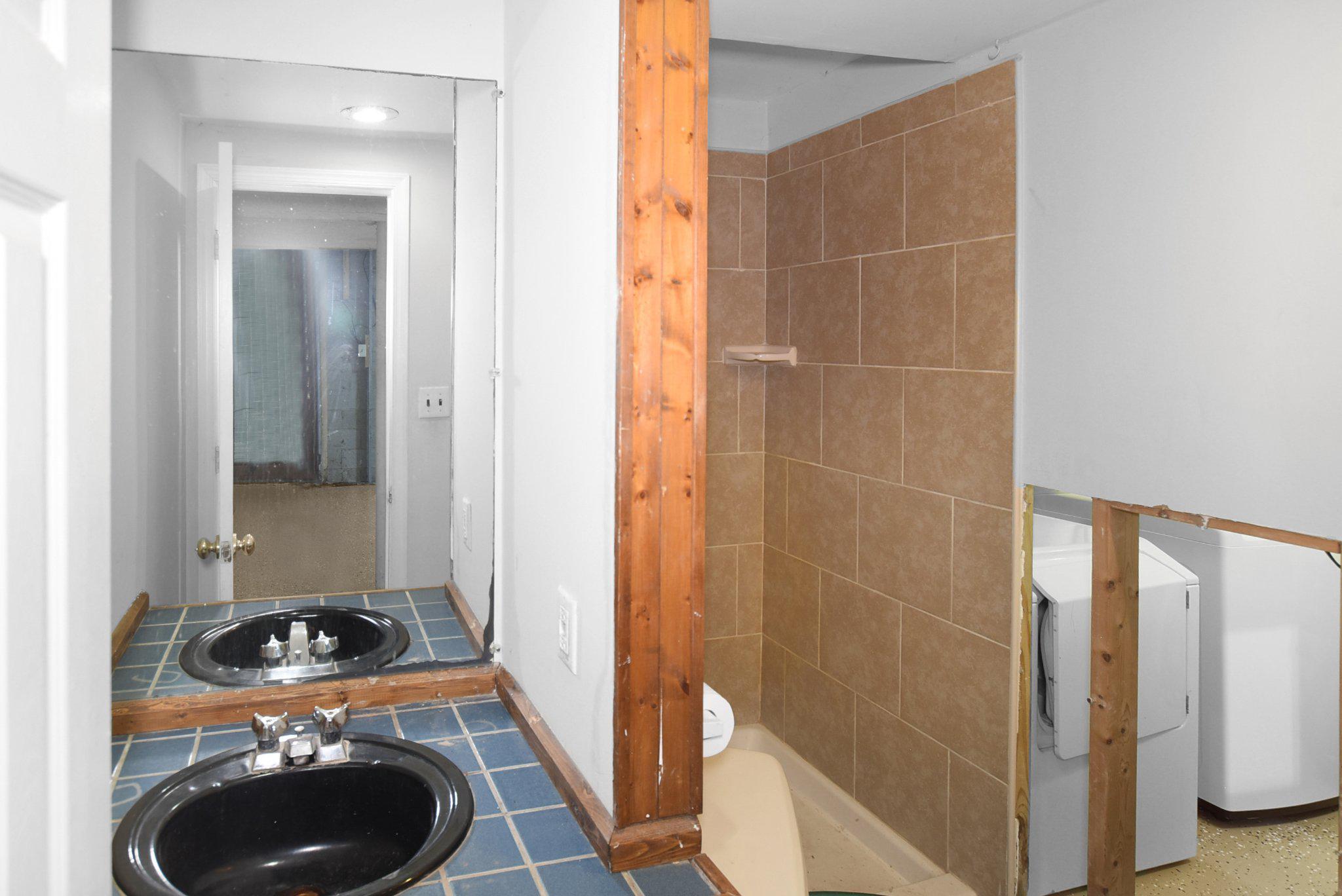 149 Windcliff Road Prince Frederick, MD 20678 - Photo 22 of 35 Basement Full Bathroom