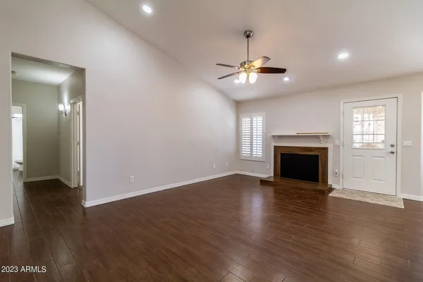 $2,295 | 7655 West Sunnyside Drive, Peoria, AZ 85345