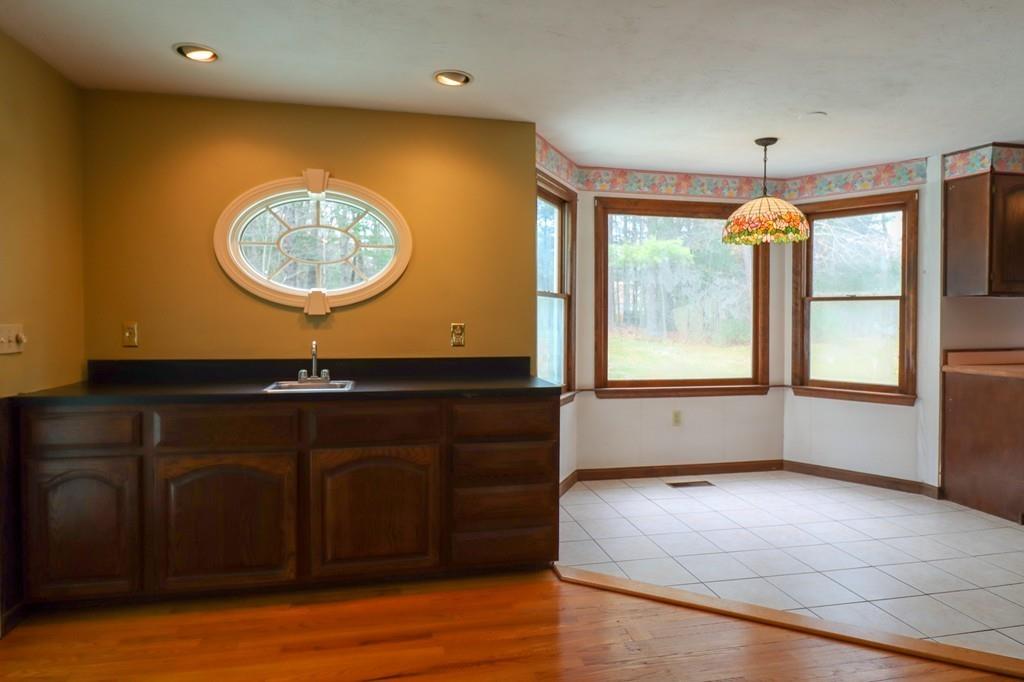 19 Robin Road Norfolk, MA 02056 - Photo 13 of 35 Gallery Image 13