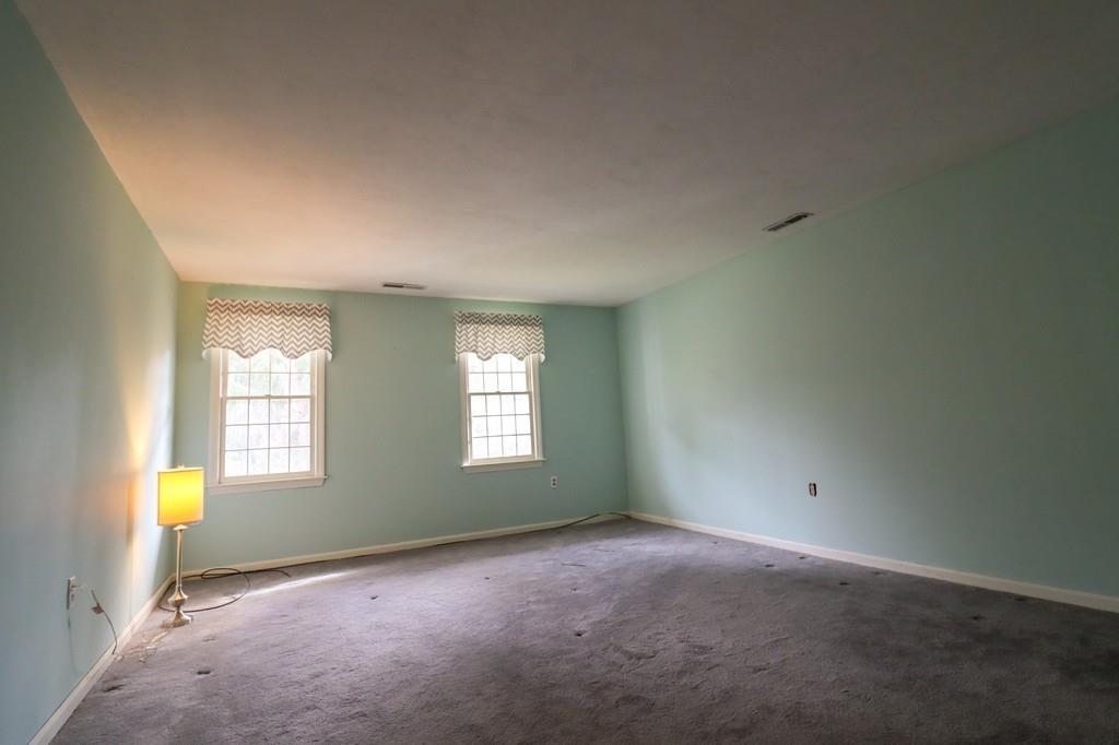 19 Robin Road Norfolk, MA 02056 - Photo 18 of 35 Gallery Image 18