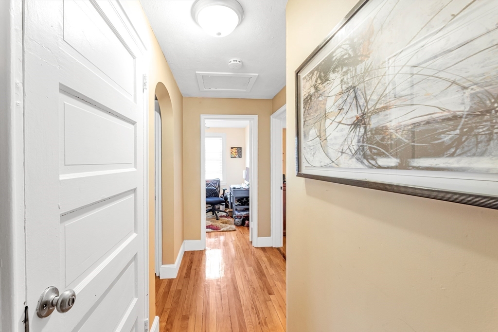 30 Bateman Street Boston, MA 02131 - Photo 18 of 32