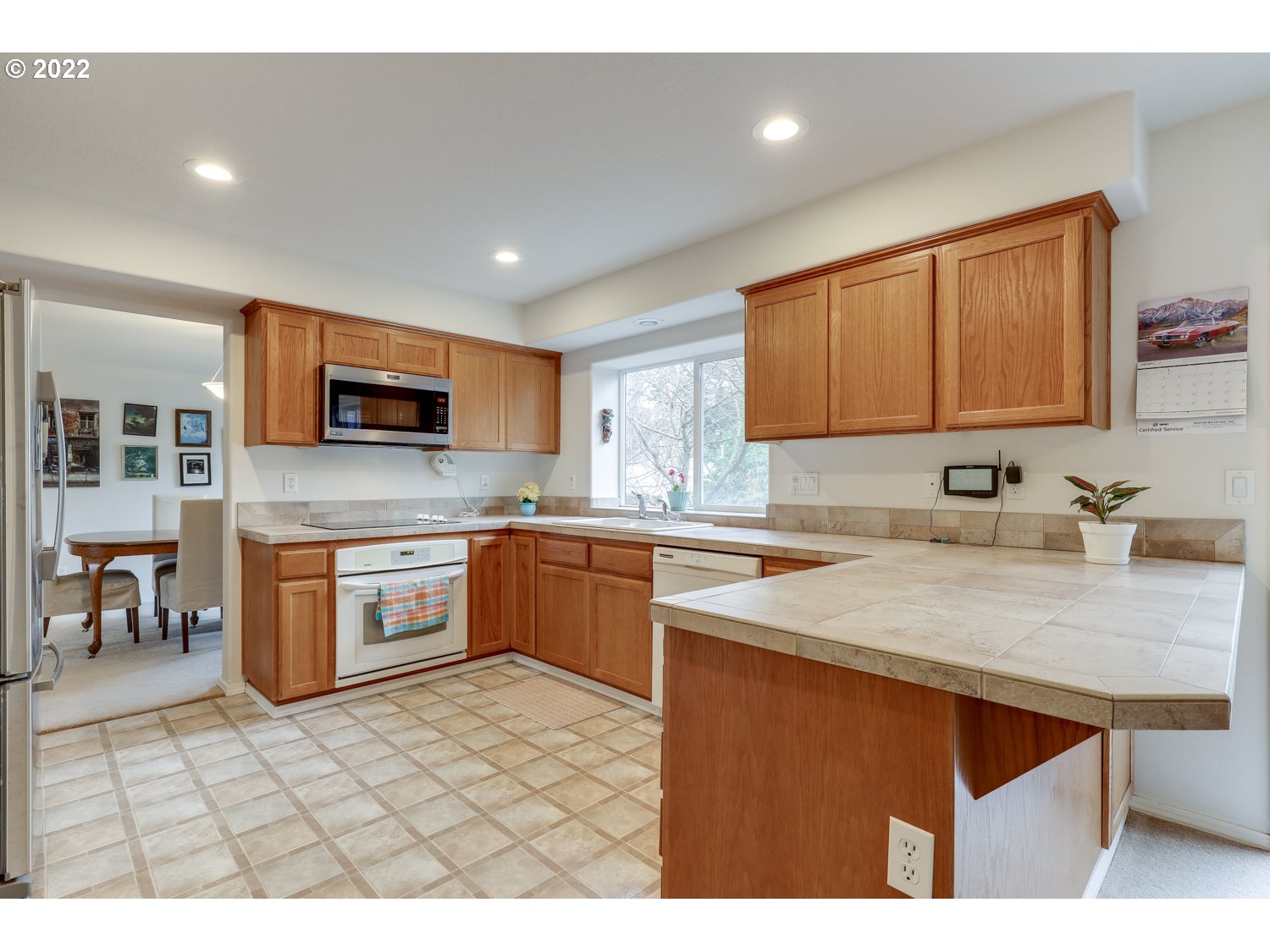 1180 Southwest Hensley Road Troutdale, OR 97060 - Photo 8 of 28 Gallery Image 8
