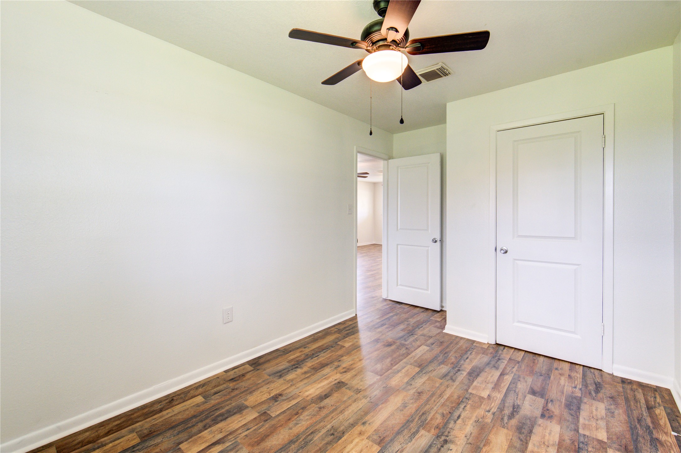 402 North 1st Street Beasley, TX 77417 - Photo 24 of 35