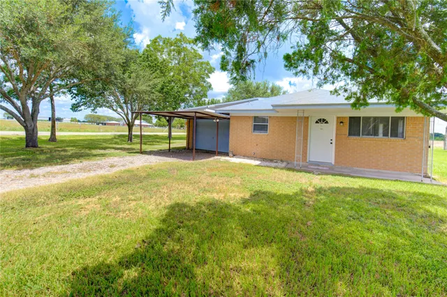 $149,900 | 402 North 1st Street, Beasley, TX 77417