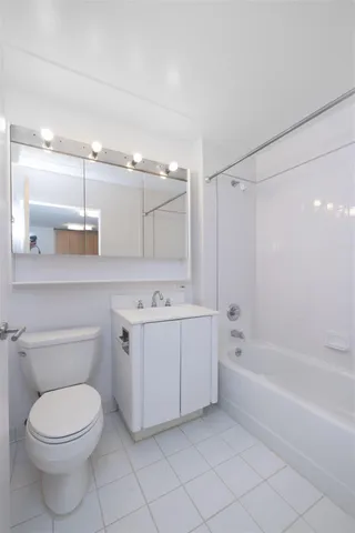 $5,350 | 301 Elizabeth Street, Unit 805 | NoHo