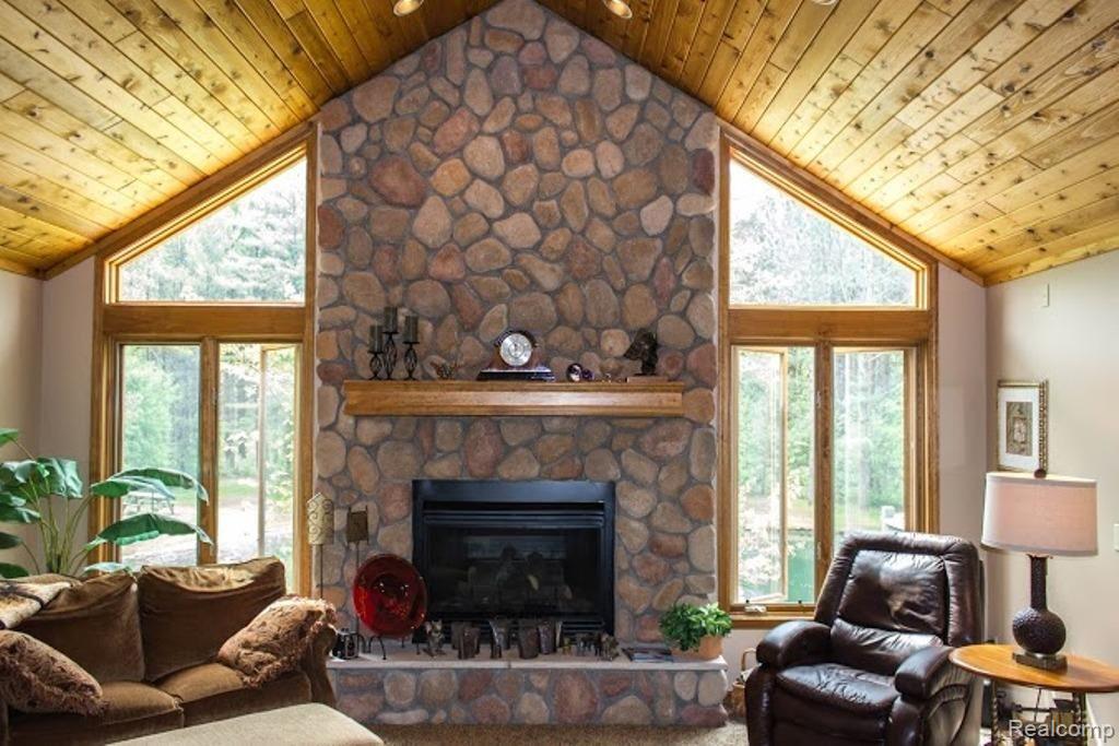 4453 Havens Road Dryden, MI 48428 - Photo 10 of 34 Greatroom.jpg