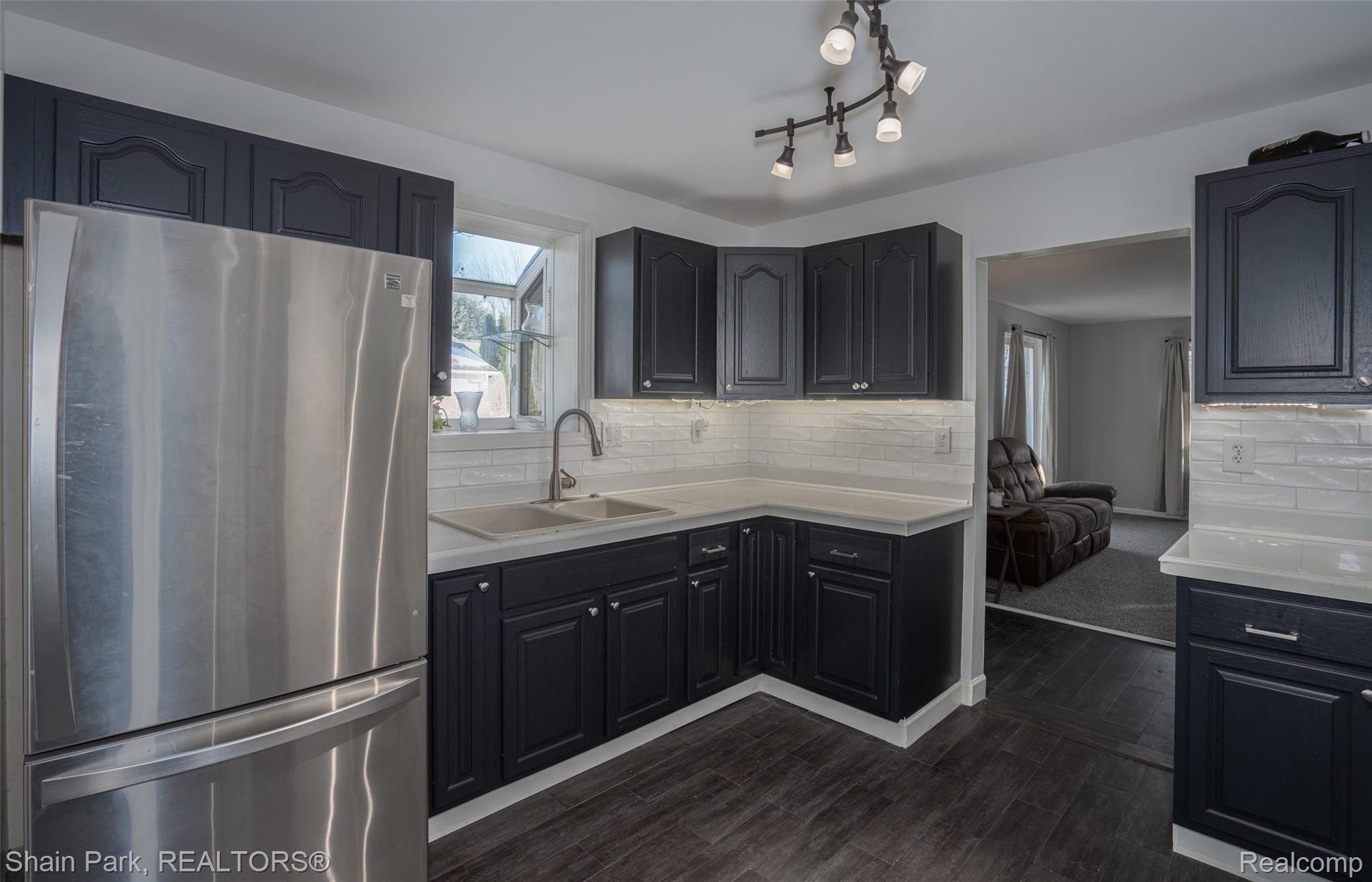 9370 Short Cut Road Fair Haven, MI 48023 - Photo 10 of 29 Updated Cabinets & Countertops