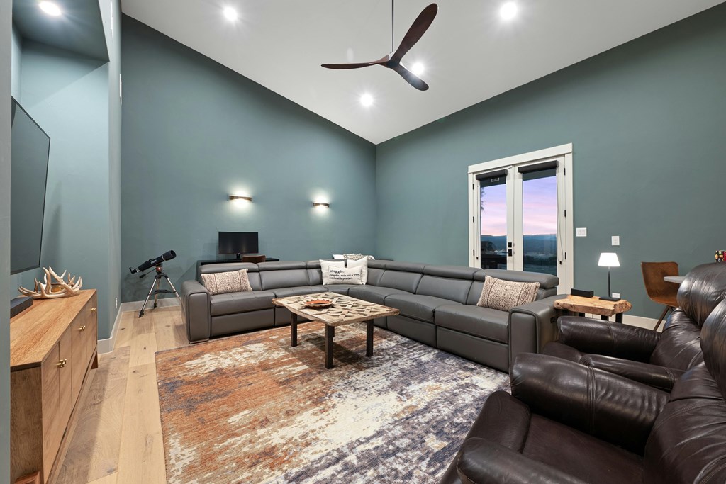 1915 Hidden Valley Ranch Road Johnson City, TX 78636 - Photo 12 of 39 Gallery Image 12