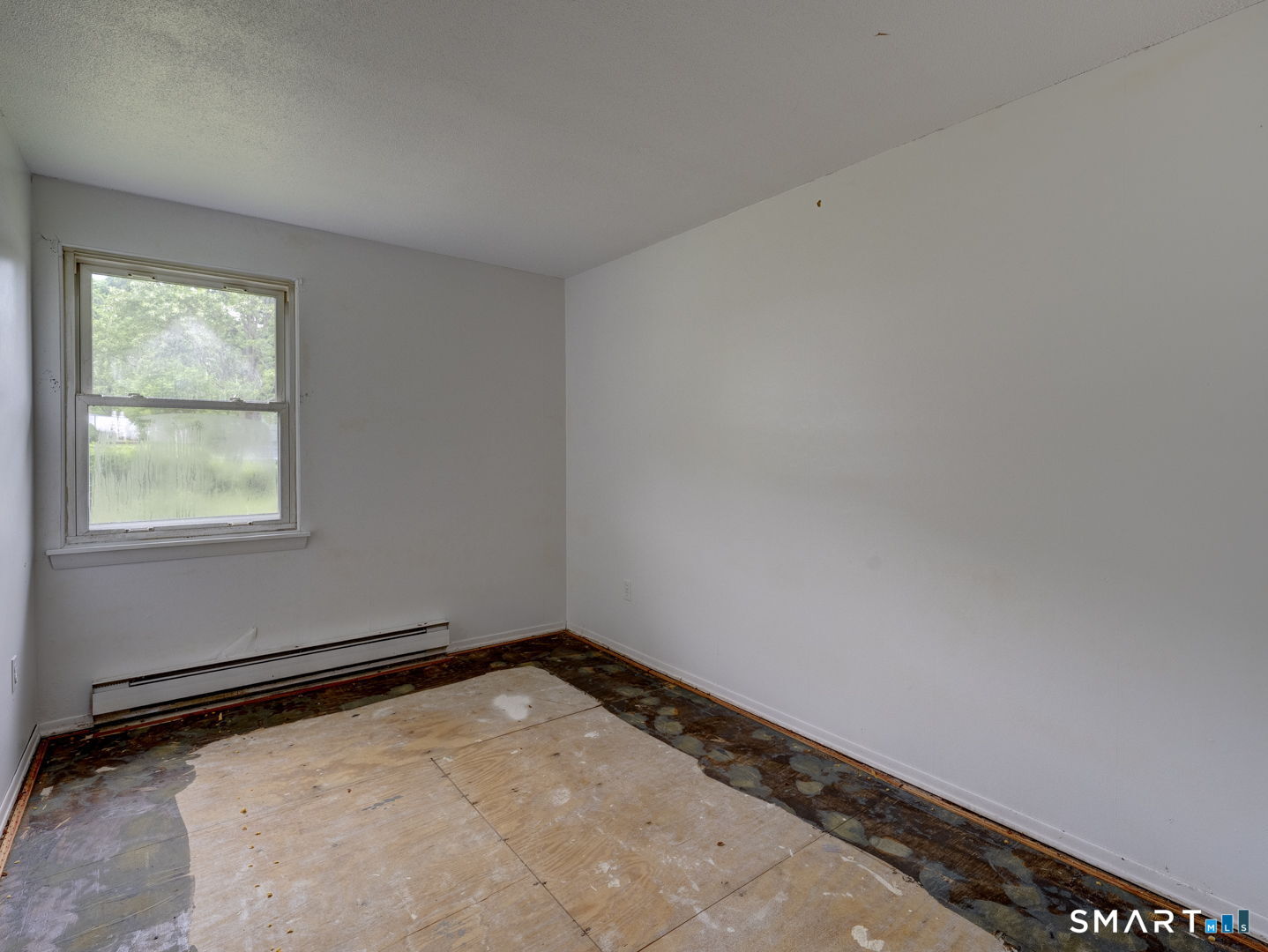 37 Spring View Lane Windham, CT 06226 - Photo 20 of 32