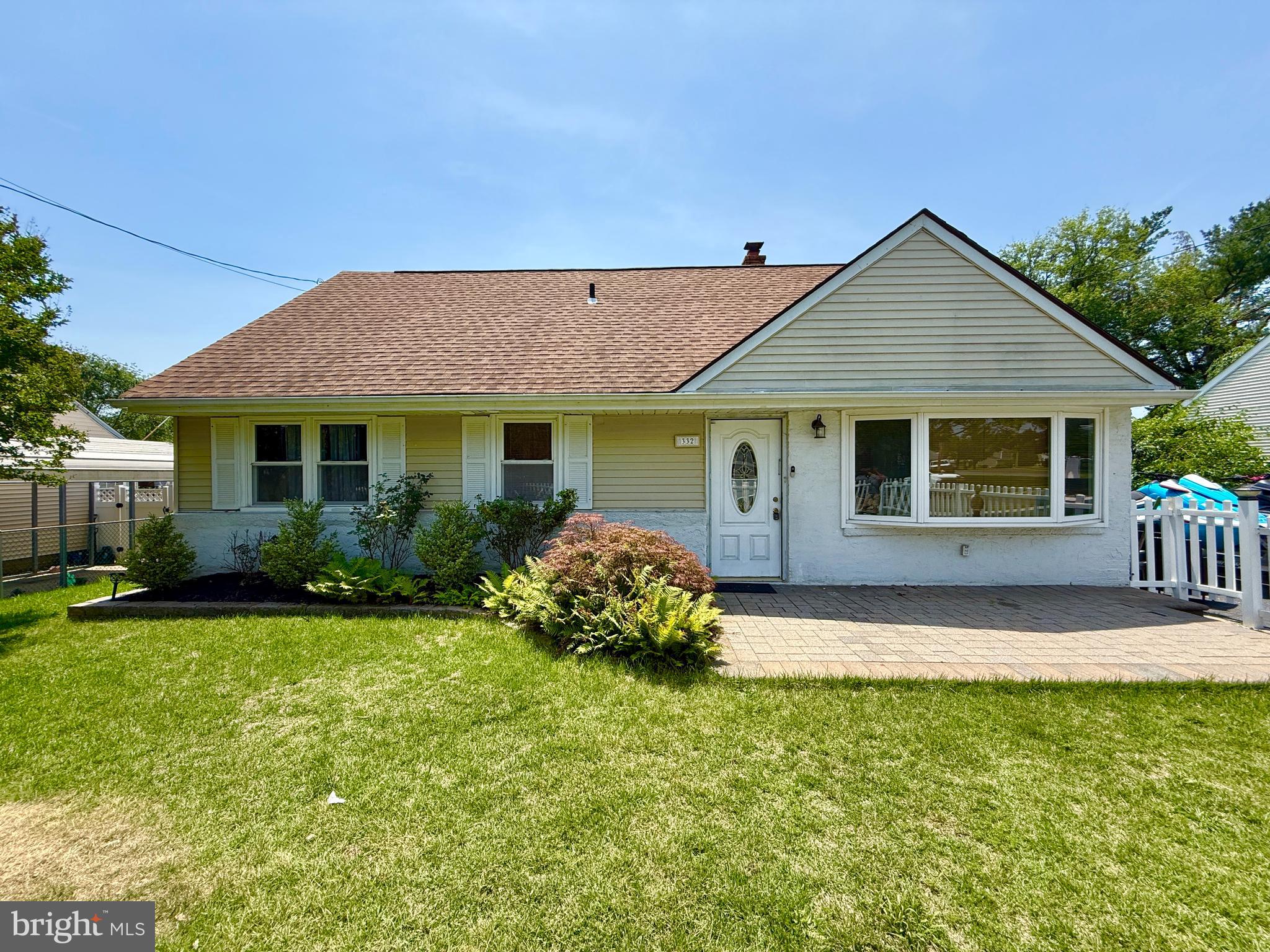 332 Rutgers Avenue Wenonah, NJ 08090 - Photo 1 of 24 Charming Cape Cod!