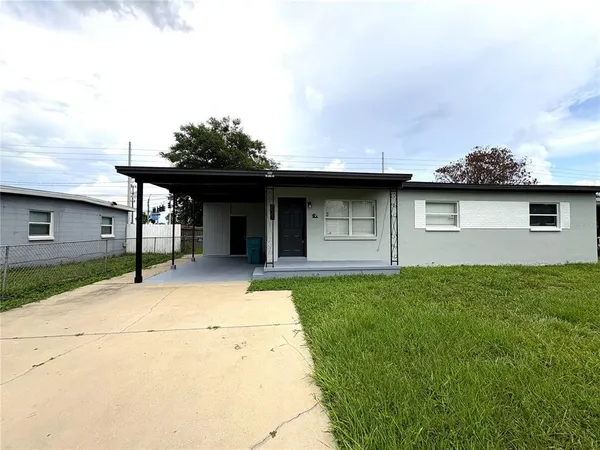 $2,200 | 821 South Solandra Drive, Orlando, FL 32807