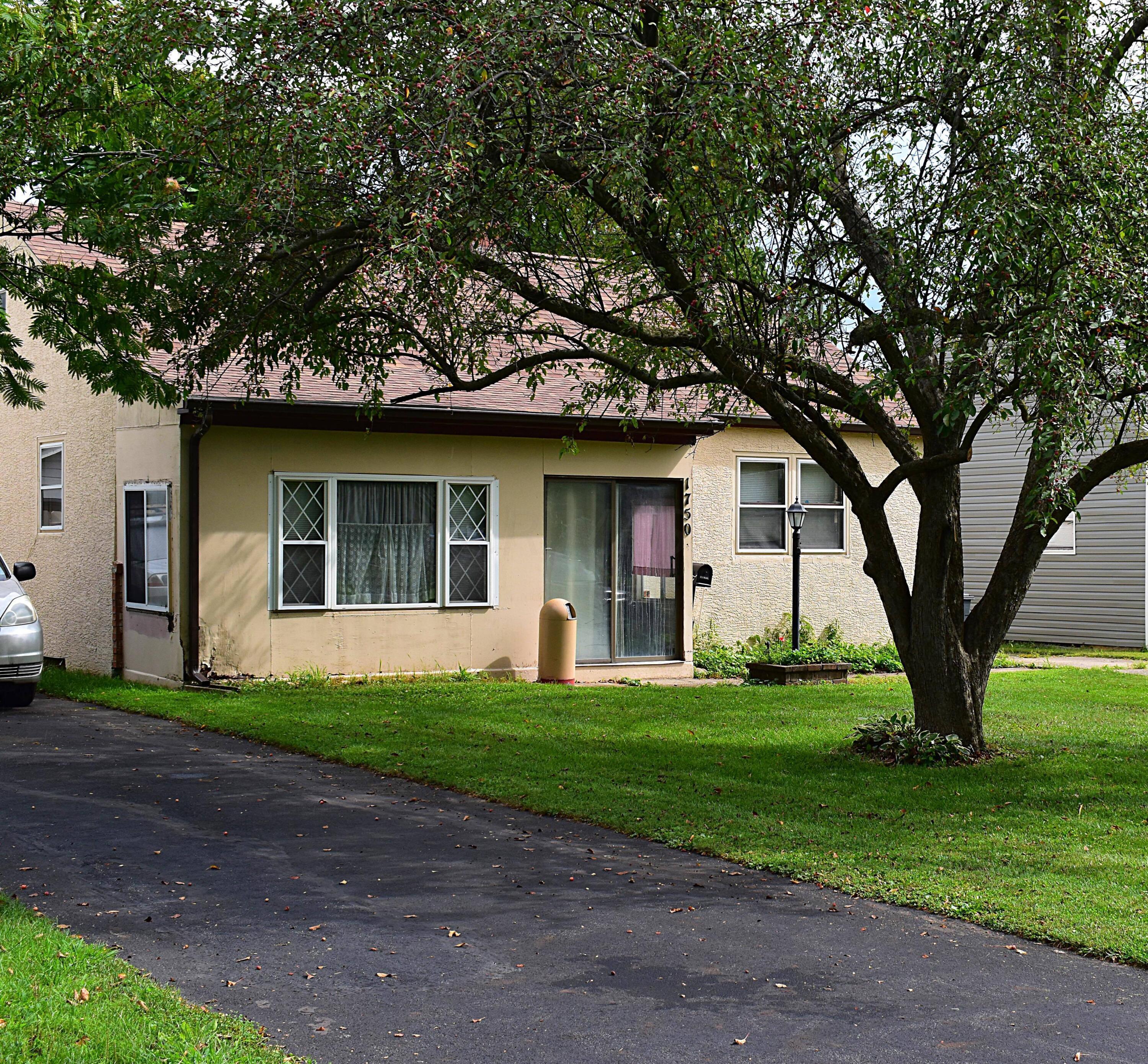 1750 Sale Road Columbus, OH 43224 - Photo 3 of 19 Front 2 - Copy (2)