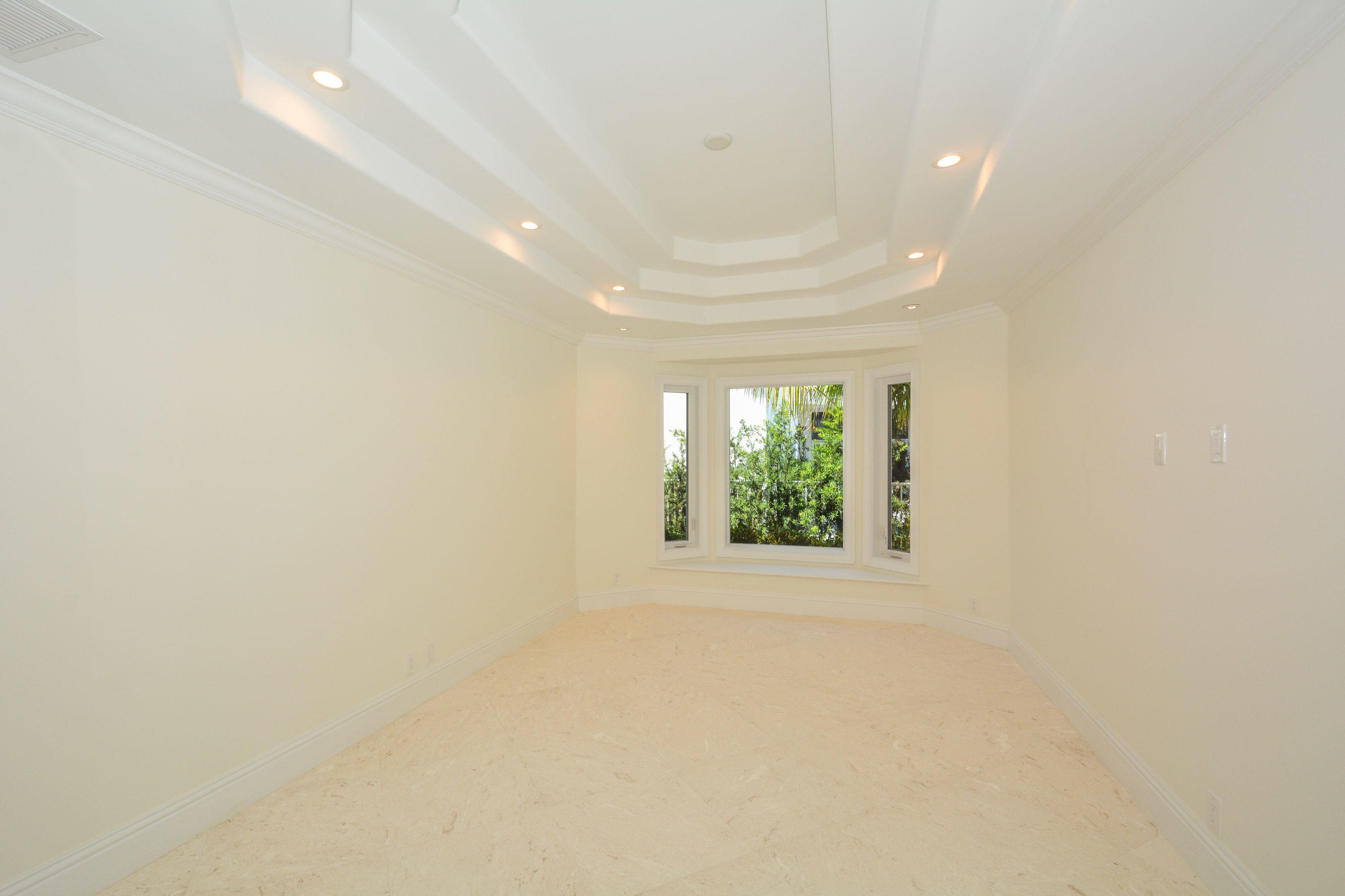 6972 Queenferry Circle Boca Raton, FL 33496 - Photo 20 of 78 office