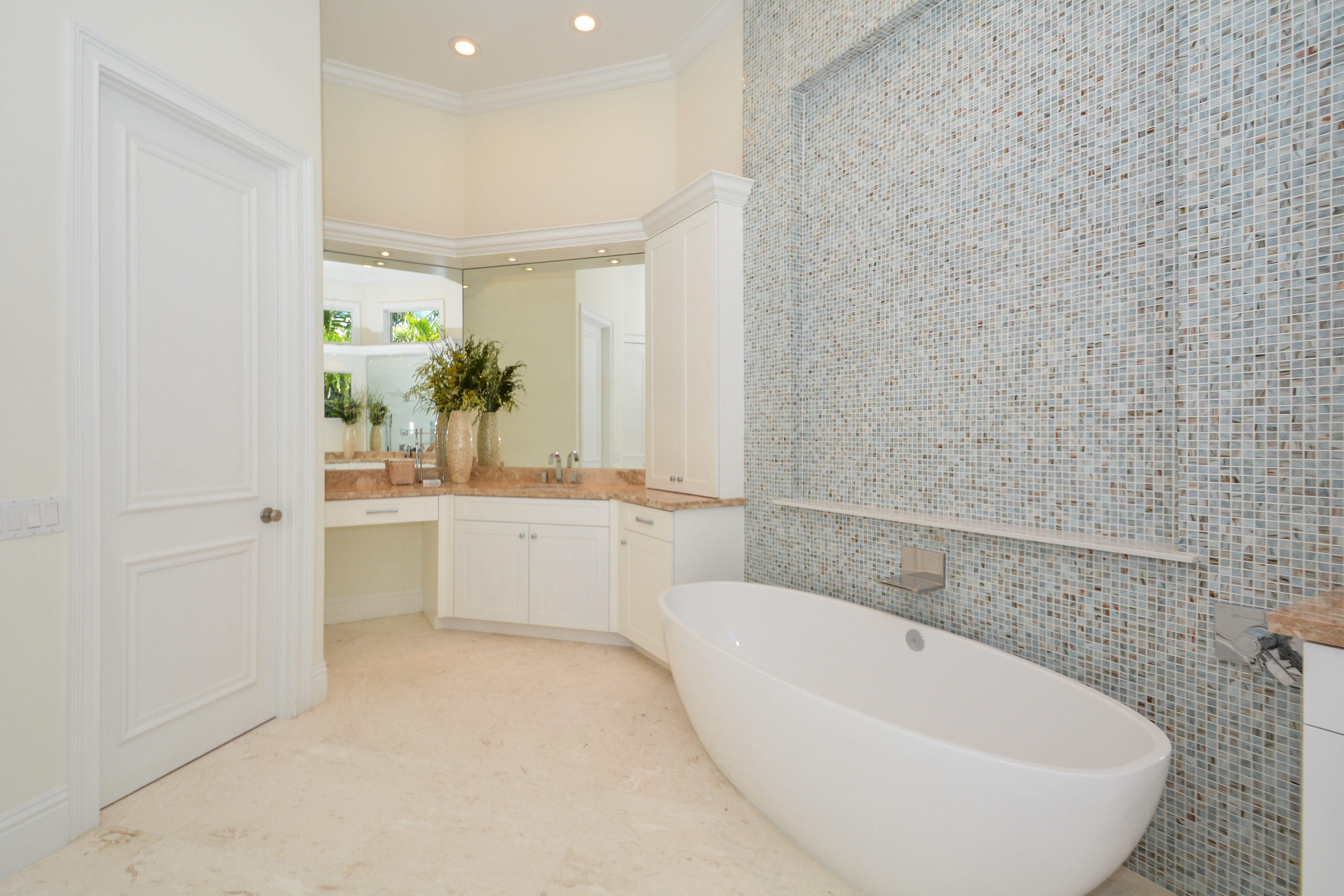 6972 Queenferry Circle Boca Raton, FL 33496 - Photo 25 of 78 master bath