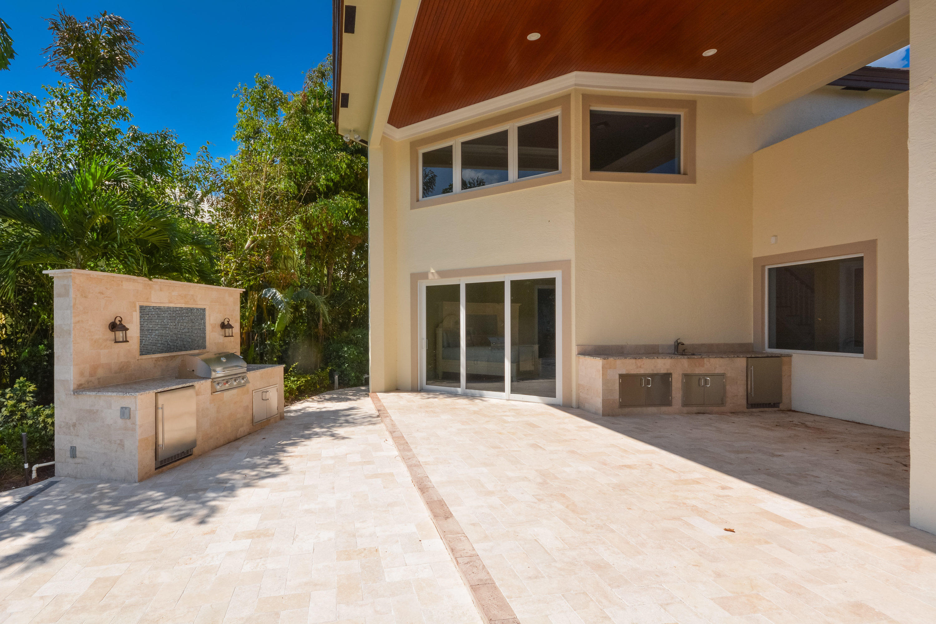 6972 Queenferry Circle Boca Raton, FL 33496 - Photo 46 of 78 patio with outdoor kitchen