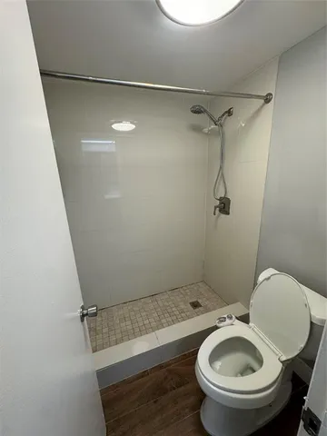 $2,500 | 315 Southeast 23rd Avenue, Unit 2, Pompano Beach, FL 33062