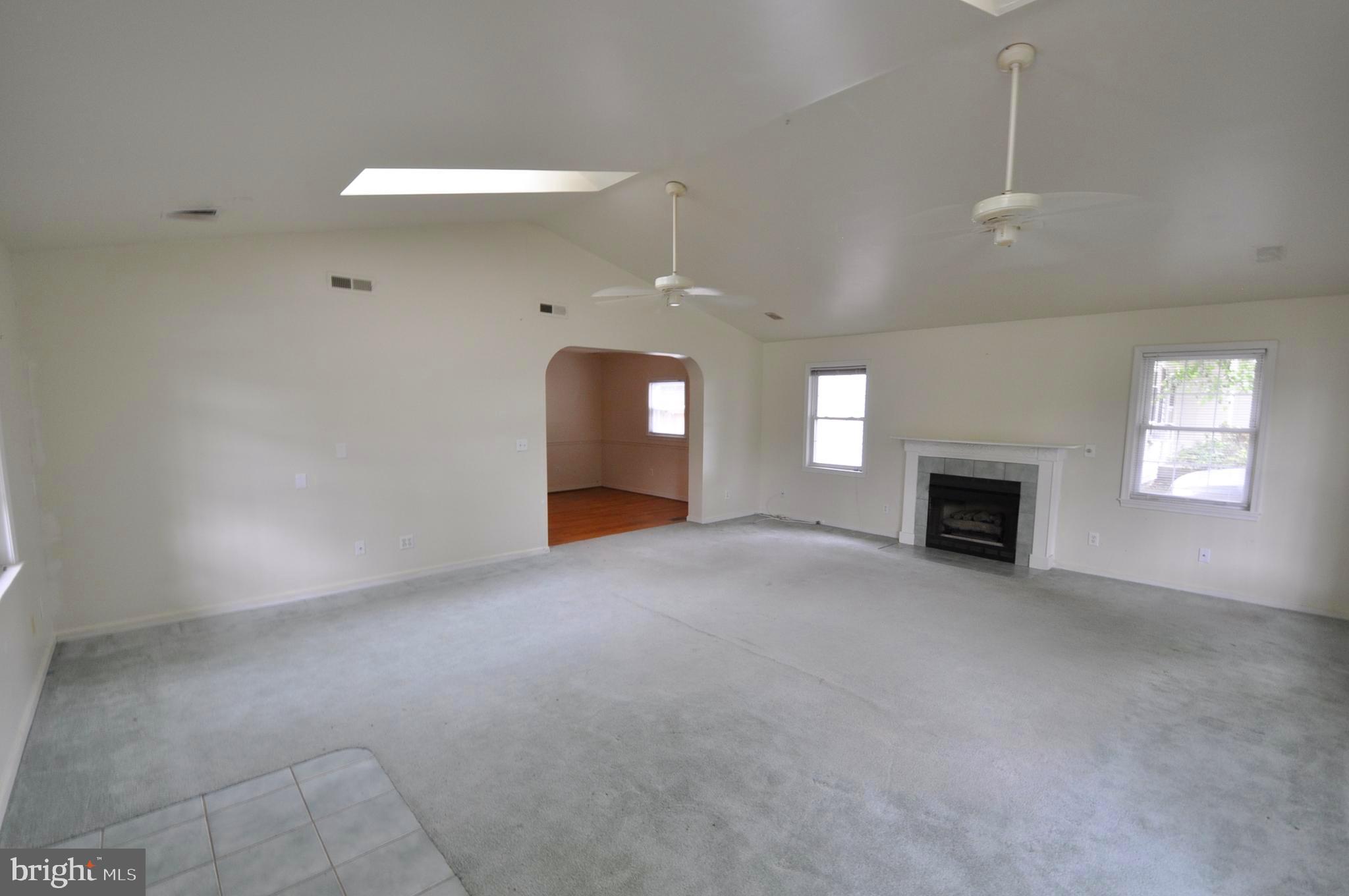 797 Forest Grove Road Colonial Beach, VA 22443 - Photo 7 of 40 Family Room