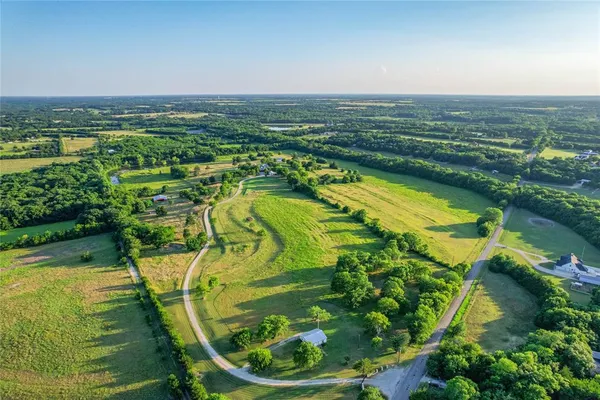 $3,900,000 | 1922 A Bethel-Cannon Road, Whitewright, TX 75491