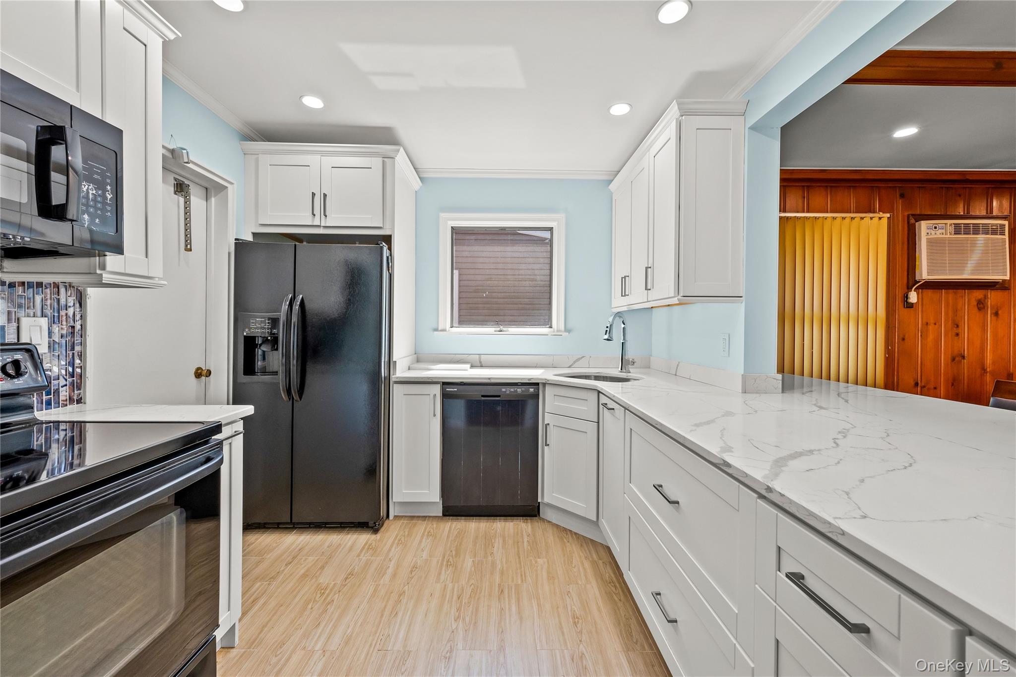 26 Sycamore Road Valley Stream, NY 11581 - Photo 36 of 48 Gallery Image 36