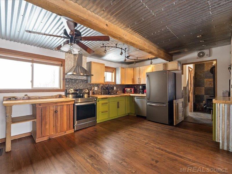 8839 Petz Road Imlay City, MI 48444 - Photo 10 of 51