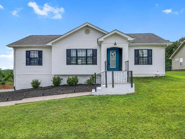$378,000 | 9739 Falcon Crest Drive, Ooltewah, TN 37363