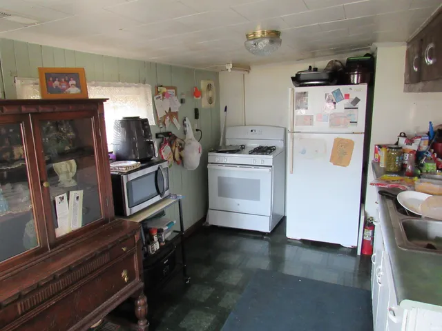 $224,900 | 6050 Highway 327, Orland, IN 46776