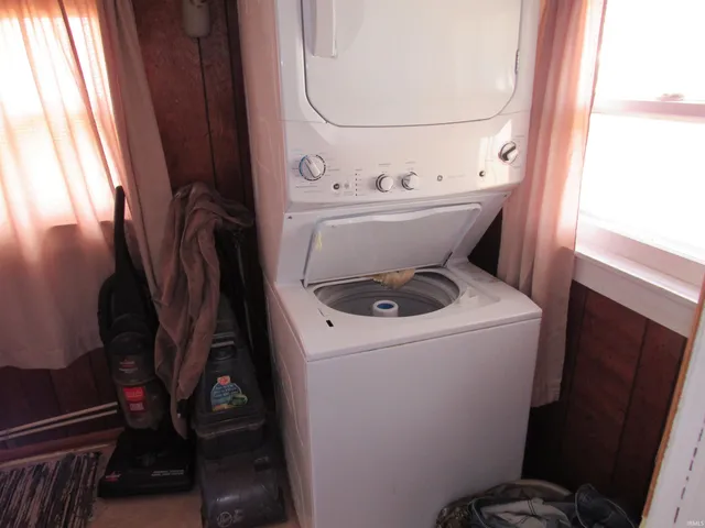 $224,900 | 6050 Highway 327, Orland, IN 46776