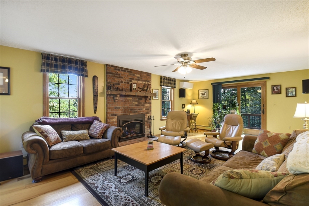 61 Parker Road Shirley, MA 01464 - Photo 17 of 35 Gallery Image 17