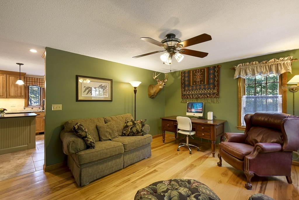 61 Parker Road Shirley, MA 01464 - Photo 22 of 35 Gallery Image 22