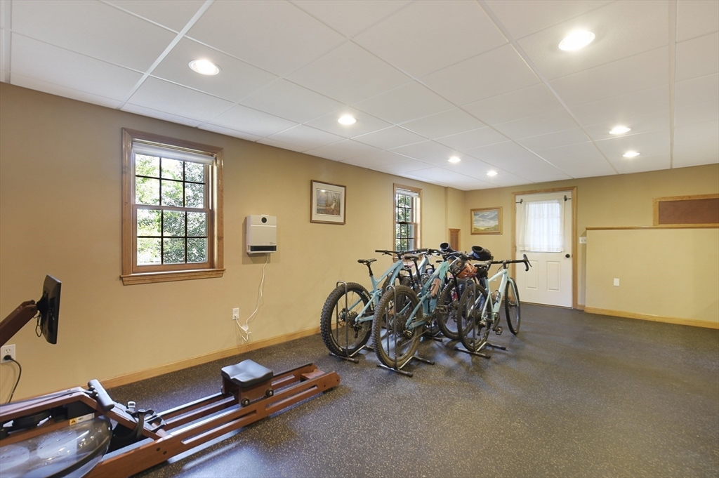 61 Parker Road Shirley, MA 01464 - Photo 32 of 35 Gallery Image 32