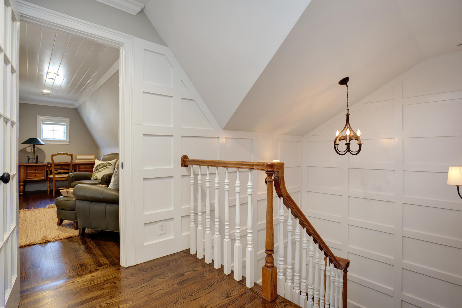 199 East Bay Road, Unit 12 Osterville, MA 02655 - Photo 21 of 40 a view of entryway and hall with wooden floor