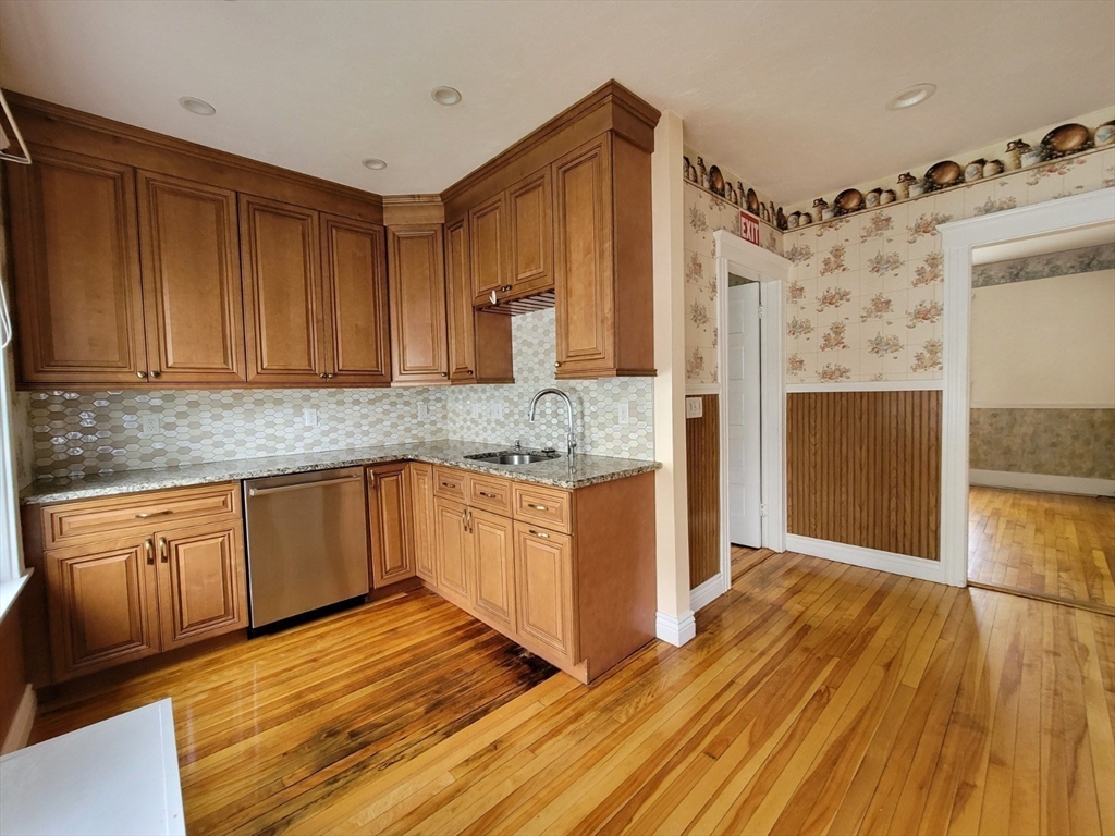 11 Payson Street, Unit 1 Worcester, MA 01607 - Photo 14 of 42