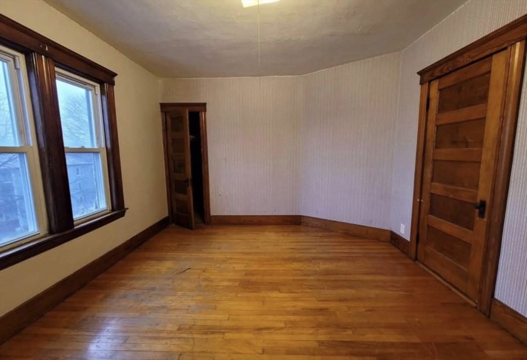 11 Payson Street, Unit 3 Worcester, MA 01607 - Photo 8 of 12